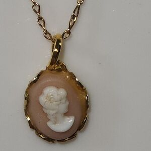 #2535, VICTORIAN, 14K GOLD NECKLACE CAMEO, 14"INCHES, 